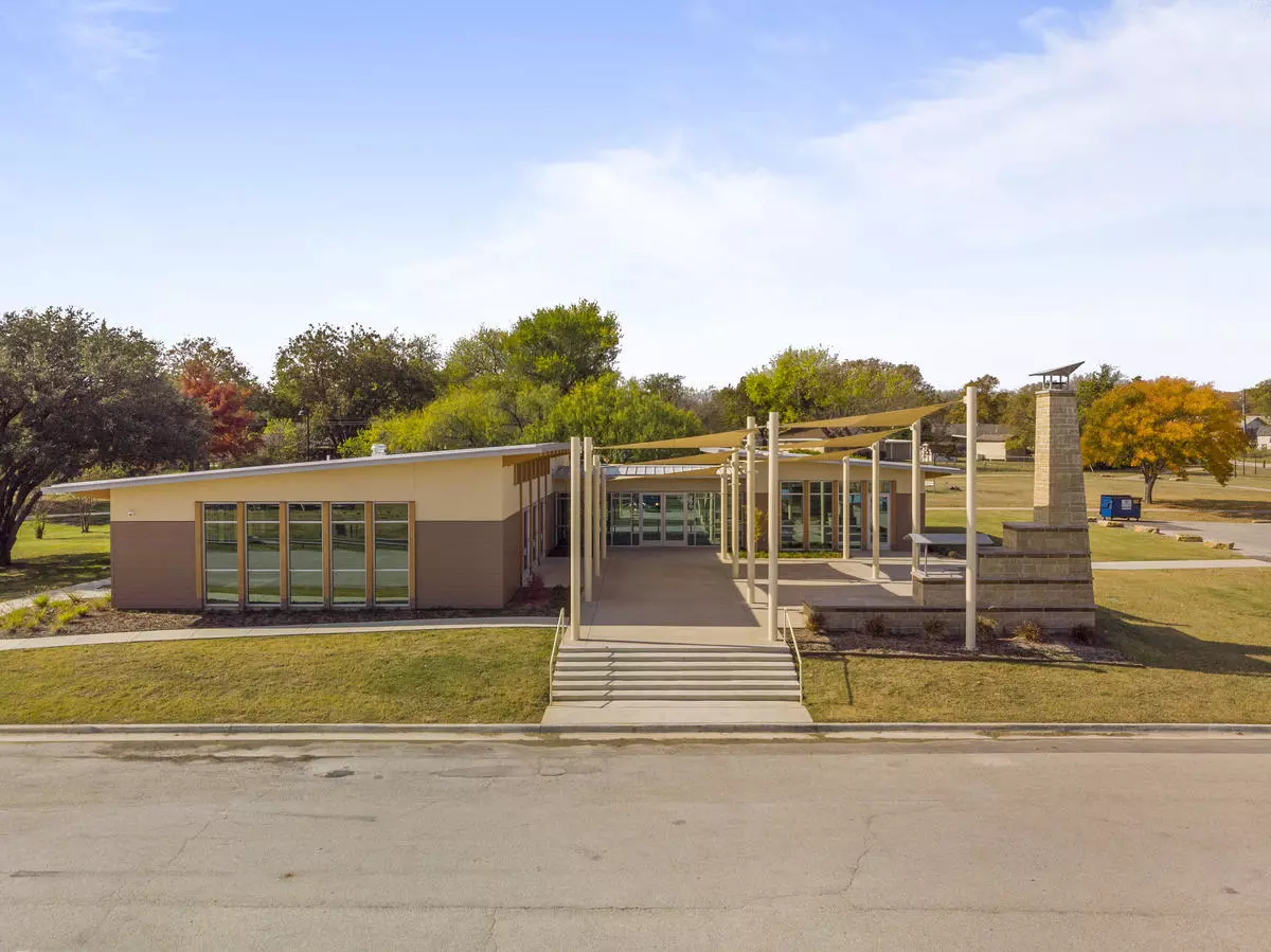 Crouch event center